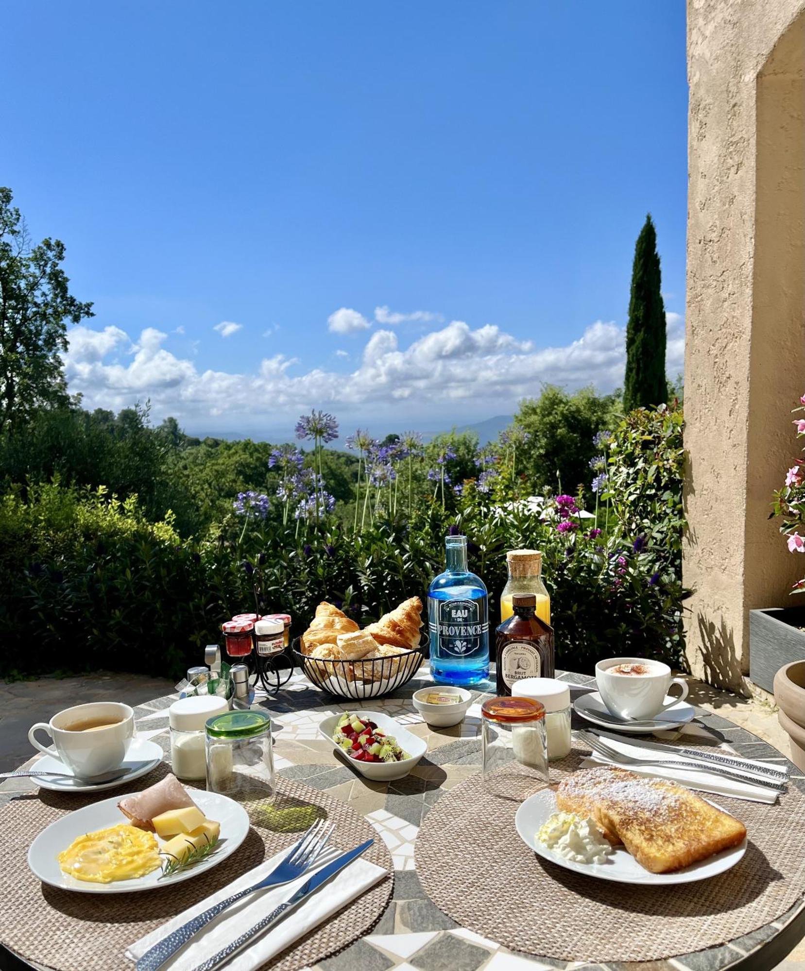 Les Hauts De La Riviera Cabris Eksteriør billede